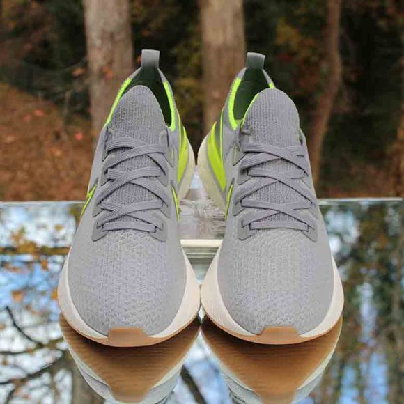 Nike React Infinity Run FlyKnit Men’s Size 8 - Picture 7 of 14